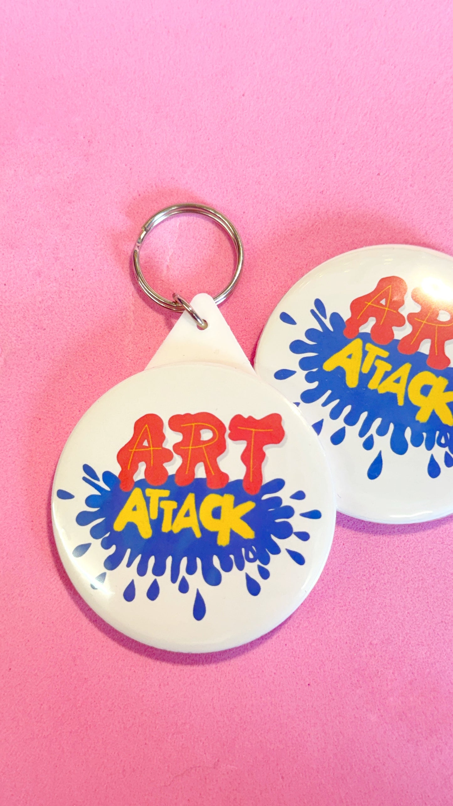 Art Attack Badge/Keyring